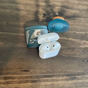 Apple AirPods and Protective Case